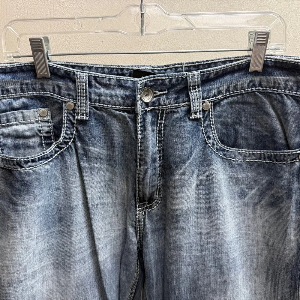 Helix Men's jeans - Picture 3 of 10